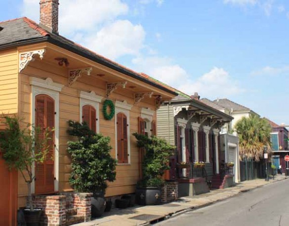 Les maisons de style «Bracket Shotgun» sont nombreuses à La Nouvelle-Orléans. Photo Martin Dubois
